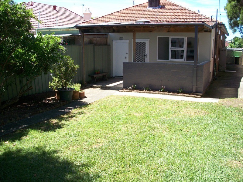 75 Gould Street, Campsie NSW 2194