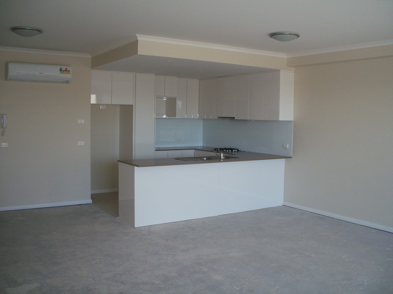 8/2 Kensington  Street, Kogarah NSW 2217