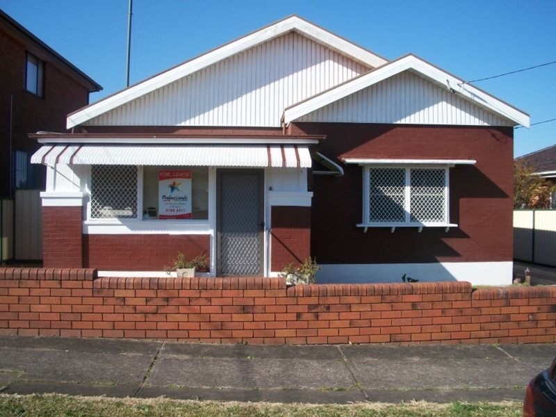 28 Scahill Street, Campsie NSW 2194