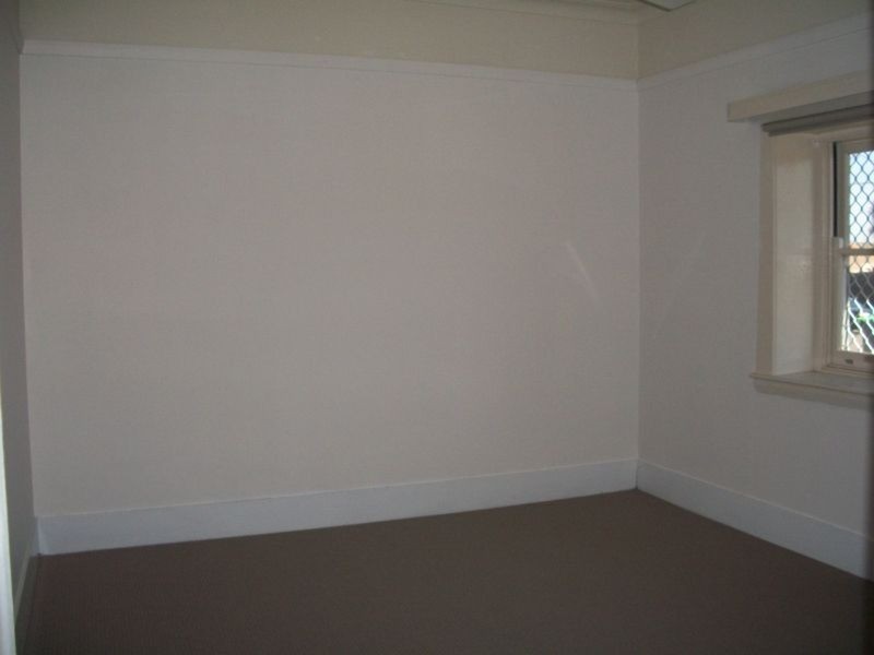 28 Scahill Street, Campsie NSW 2194