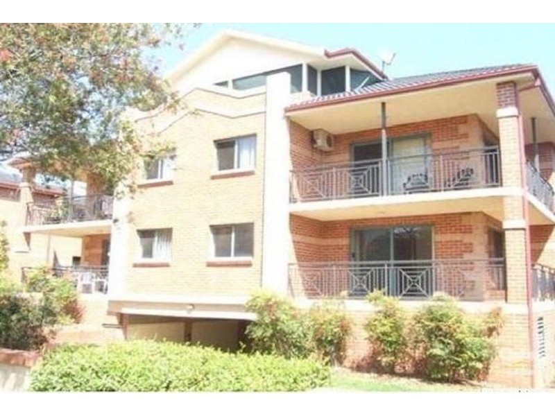 11/31-35 Loftus Street, Campsie NSW 2194