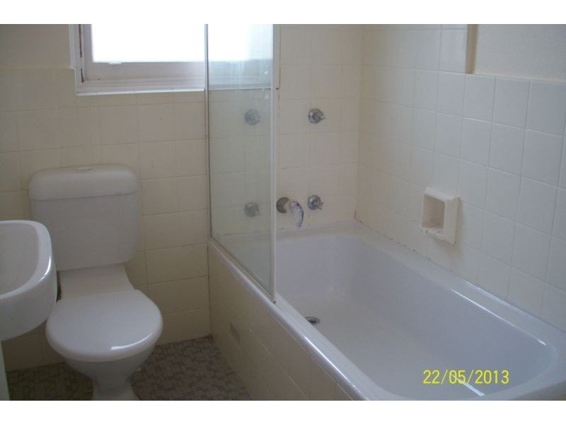 8/1 Perry Street, Campsie NSW 2194