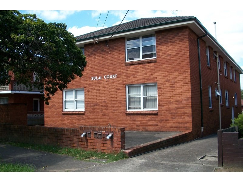 2/8 Queensborough  Road, Croydon Park NSW 2133