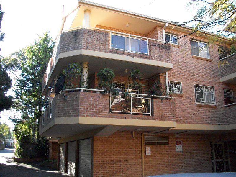 8/77-79A Croydon  Street, Lakemba NSW 2195