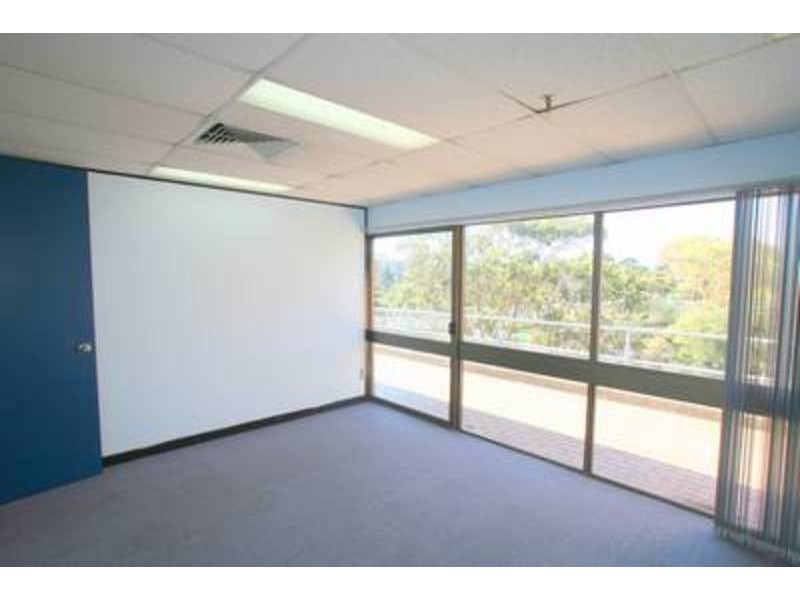 77 Albert Avenue, Chatswood NSW 2067