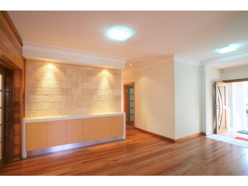 31 Deepwater Road, Castle Cove NSW 2069