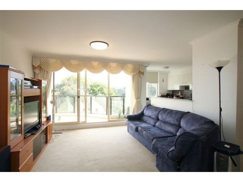 9/49 Lithgow Street, St Leonards NSW 2065