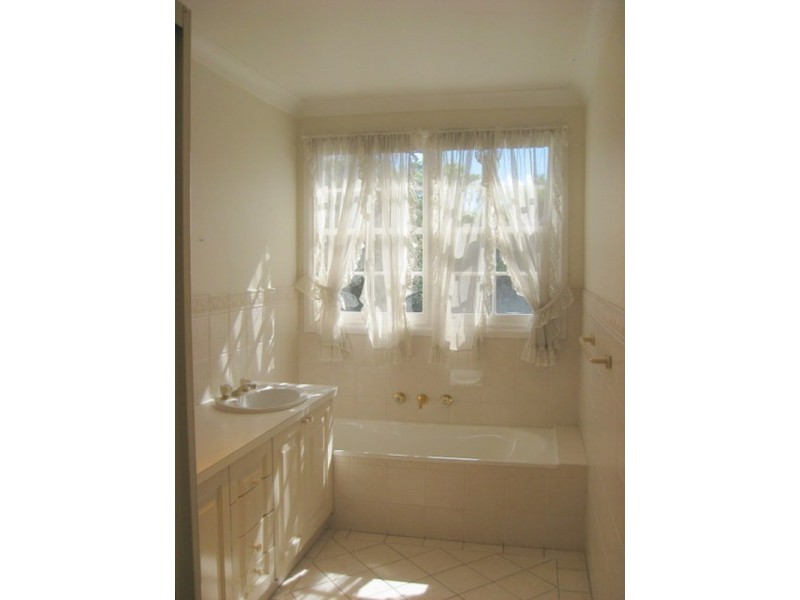 5a Memorial Avenue, St Ives NSW 2075