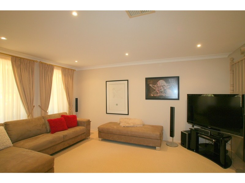 3 Catherine Street, St Ives NSW 2075