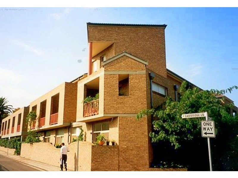 9/5 Help Street, Chatswood NSW 2067