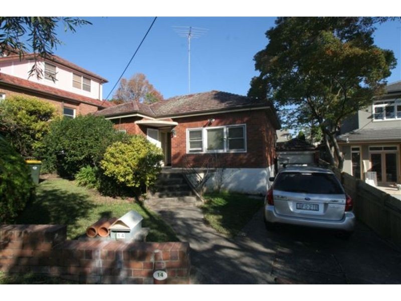 14 Rutland Avenue, Castlecrag NSW 2068