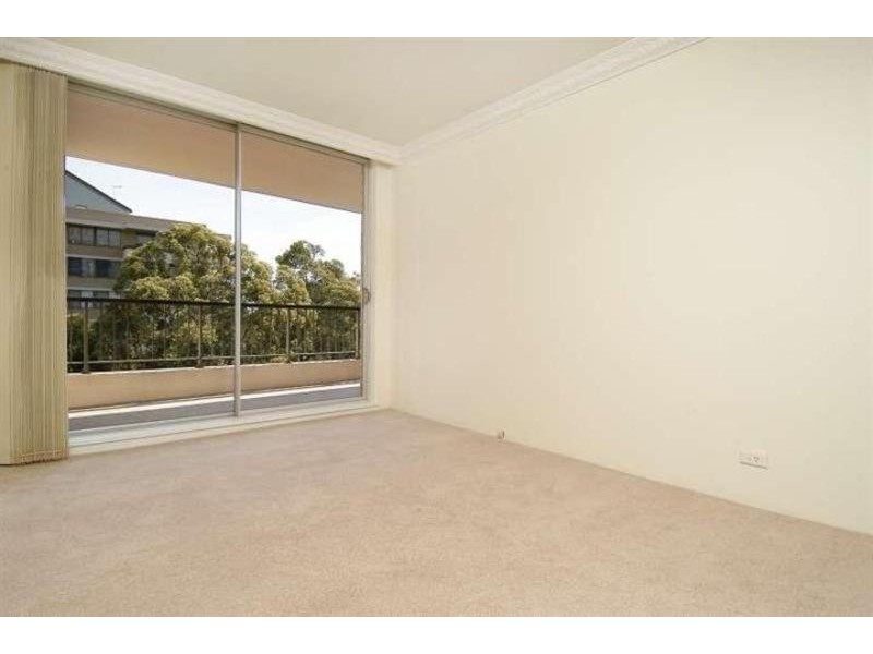 704/4 Francis Road, Artarmon NSW 2064