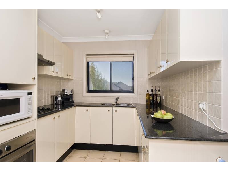 6/6 Taylors Drive, Lane Cove NSW 2066