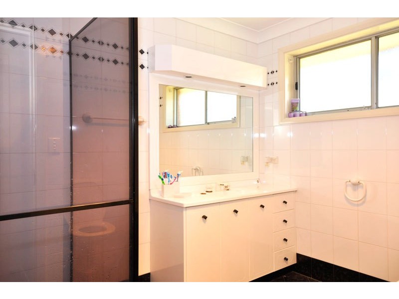 8 Louise Avenue, Chatswood NSW 2067