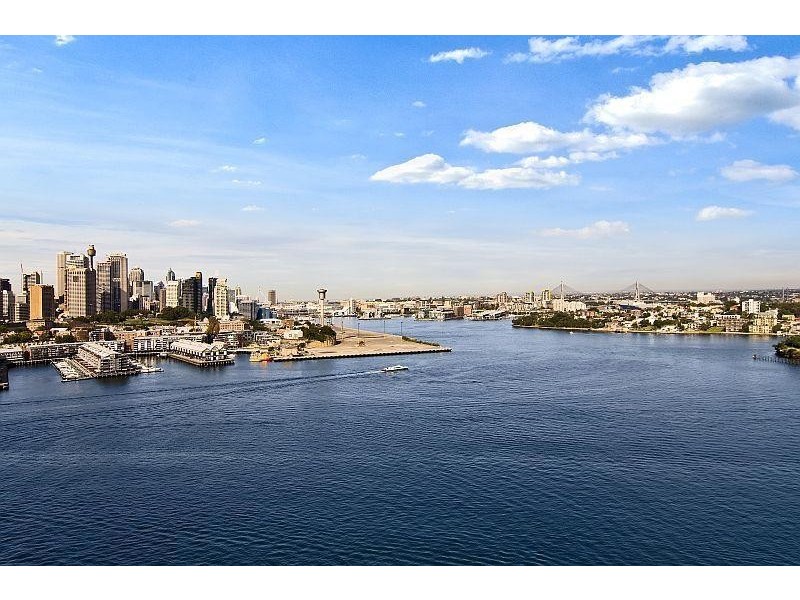 128/14 Blues Point Road, Mcmahons Point NSW 2060