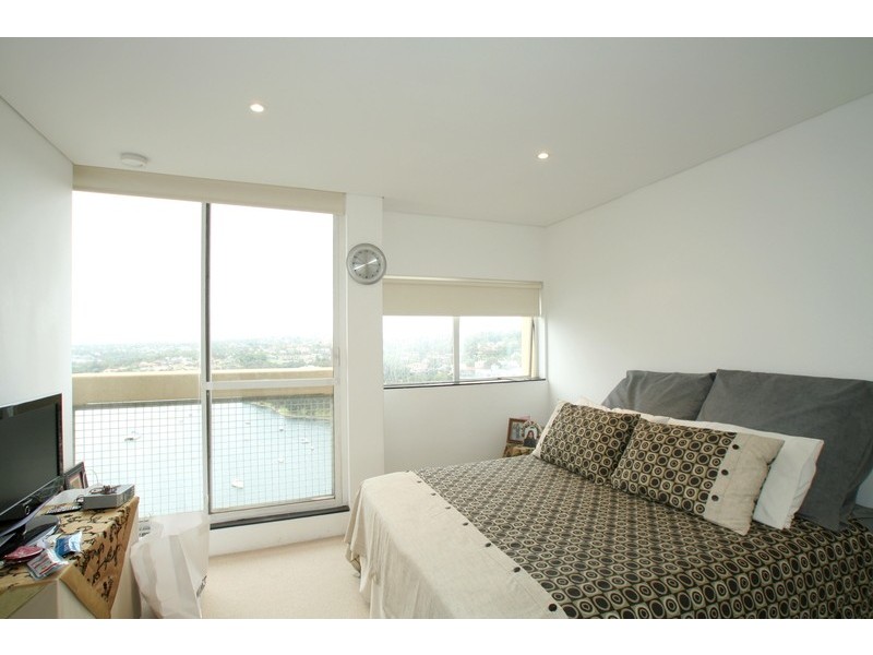 128/14 Blues Point Road, Mcmahons Point NSW 2060