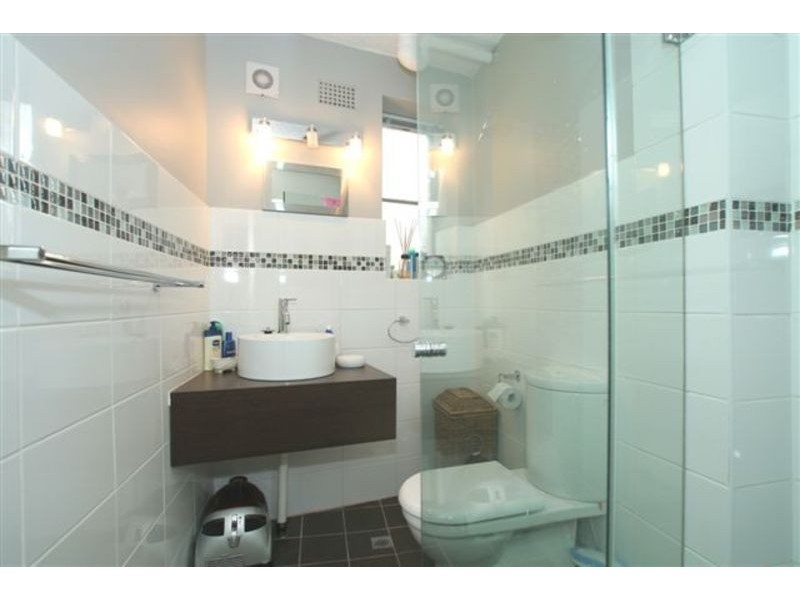 2/11 Howarth Road, Lane Cove NSW 2066