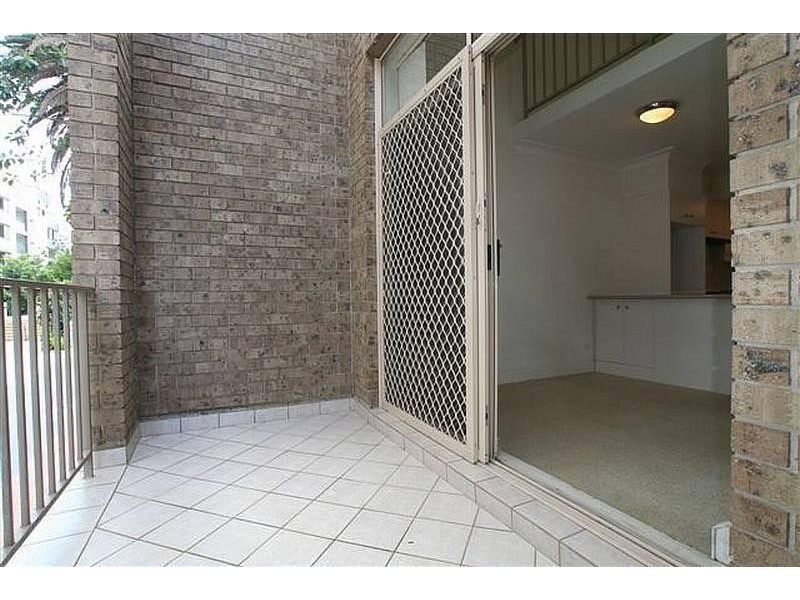 16/5 Help Street, Chatswood NSW 2067