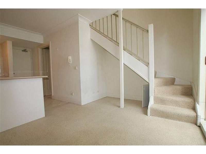 16/5 Help Street, Chatswood NSW 2067