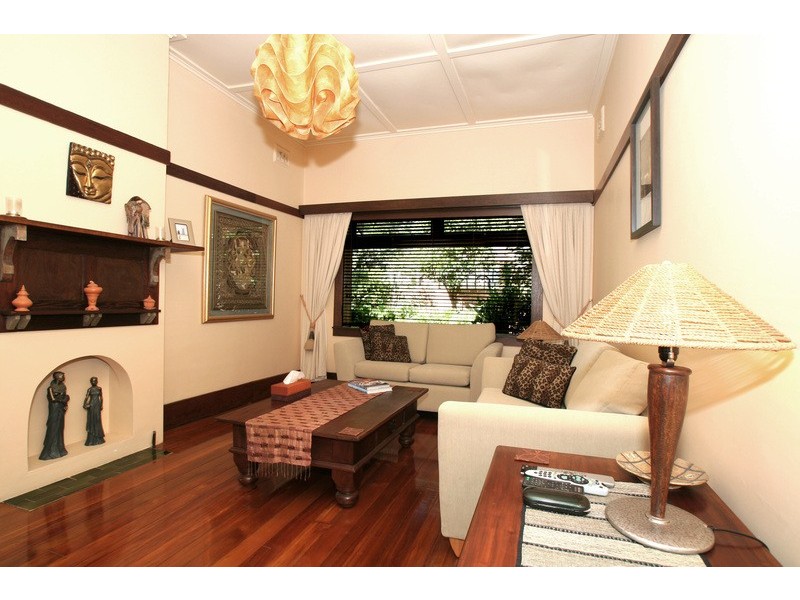 6 Dardanelles Road, Chatswood NSW 2067