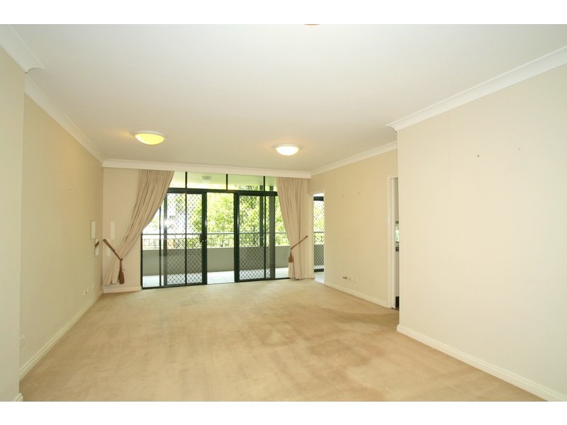 301/10 Freeman Road, Chatswood NSW 2067