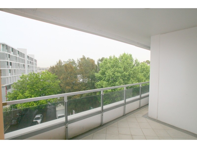 522/2 Lachlan Street, Waterloo NSW 2017