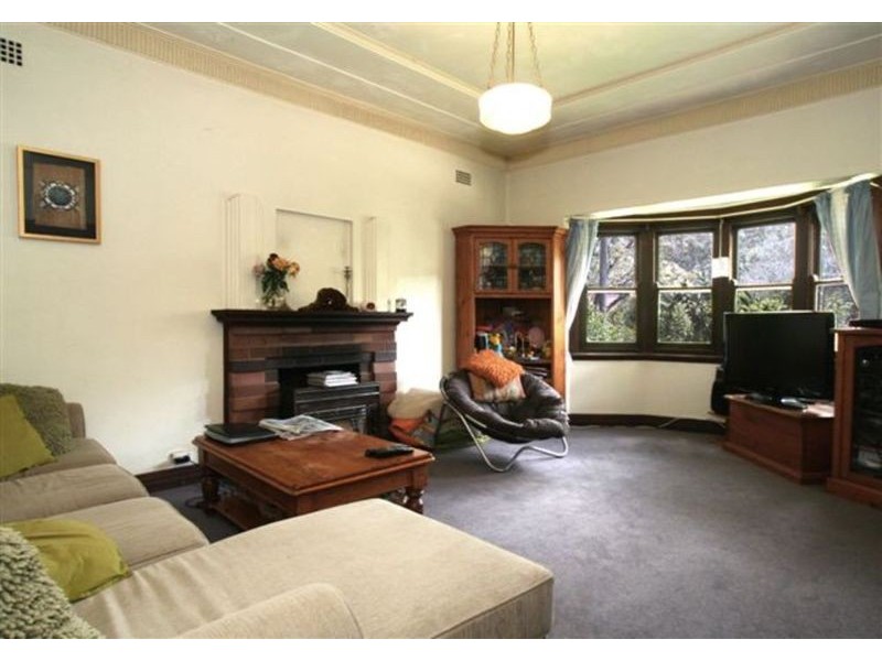 18 Beresford Avenue, Chatswood NSW 2067