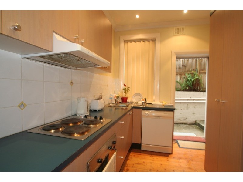 1/7 Waiwera Street, Mcmahons Point NSW 2060