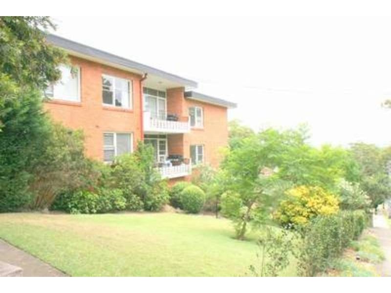 4/2 Essex Street, Killara NSW 2071