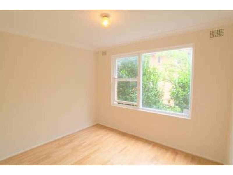 4/2 Essex Street, Killara NSW 2071