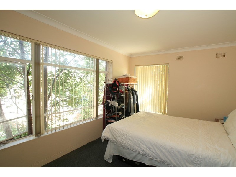 2/33 Albert Avenue, Chatswood NSW 2067