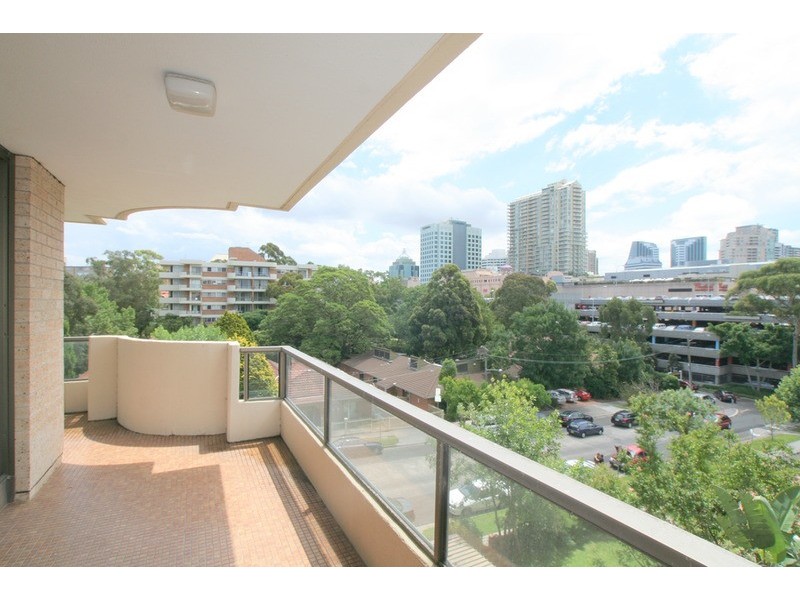 18/25-29 Devonshire Street, Chatswood NSW 2067