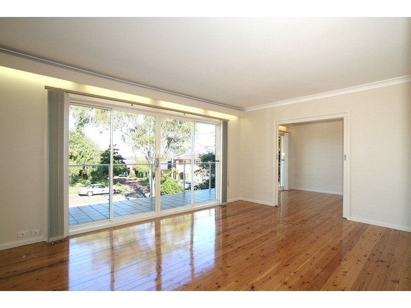 12 Woolrych Crescent, Davidson NSW 2085