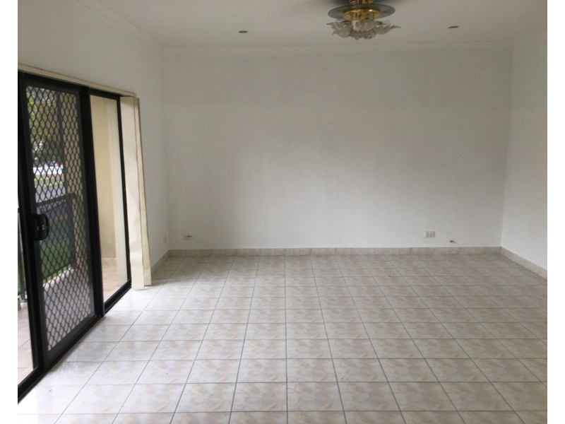 31 Marden Street, Georges Hall NSW 2198