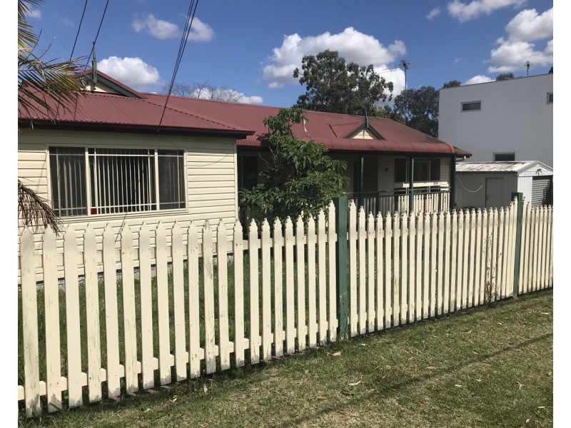 30 Universal Avenue, Georges Hall NSW 2198