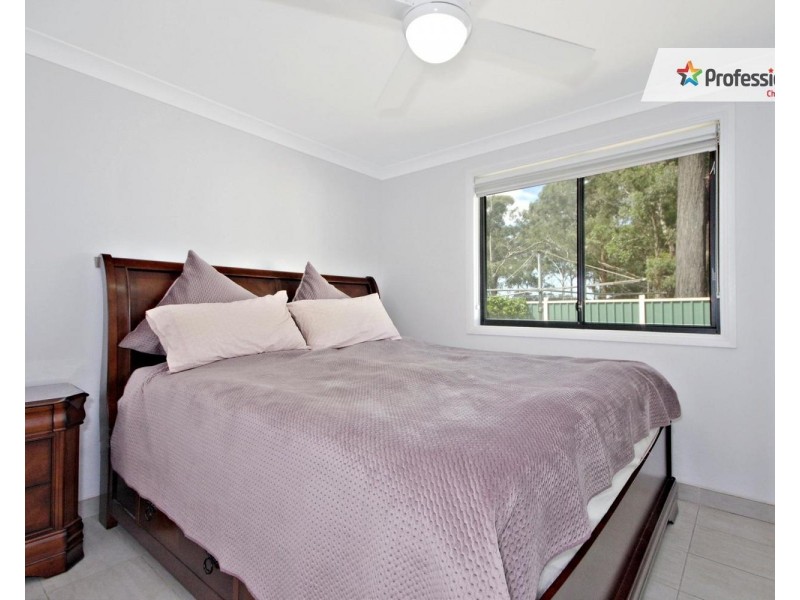 22 Van Dieman Crescent, Fairfield West NSW 2165