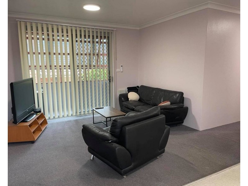 12/8 Edwin Street, Regents Park NSW 2143