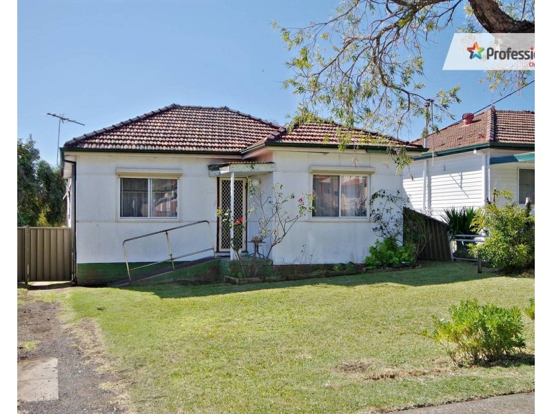 232 Rodd Street, Sefton NSW 2162