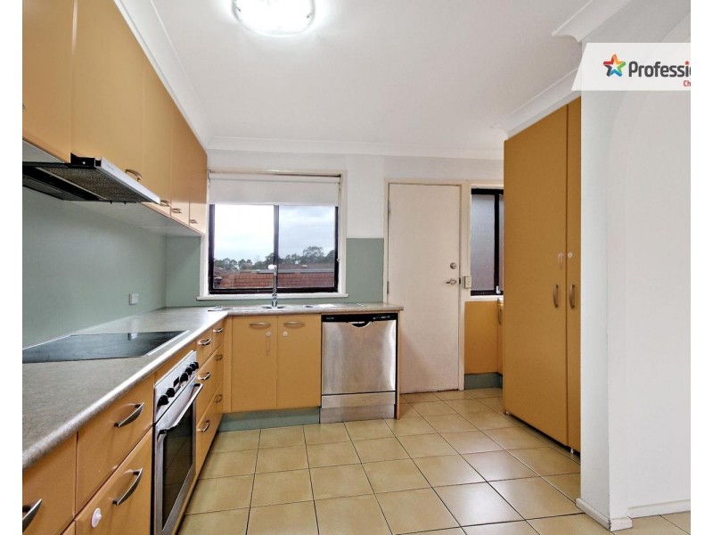 2/17 Campbell Hill Road, Chester Hill NSW 2162