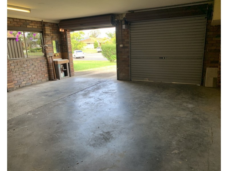 36 Rugby Crescent, Chipping Norton NSW 2170