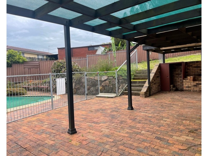 4 Korbel Place, Georges Hall NSW 2198