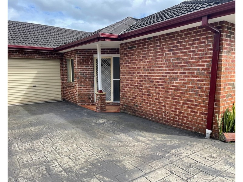 2/65 View Street, Sefton NSW 2162