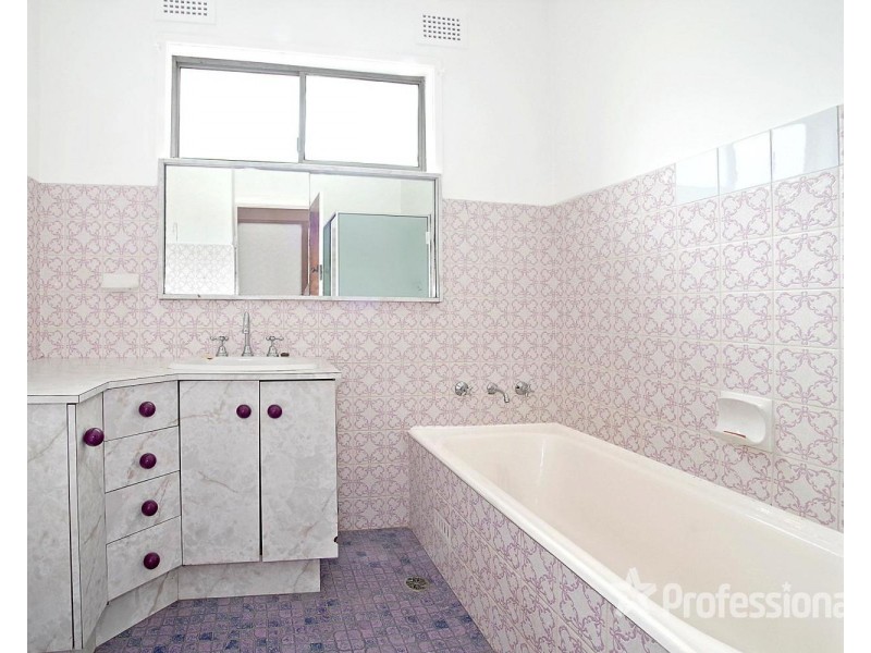 21 Australia Street, Bass Hill NSW 2197