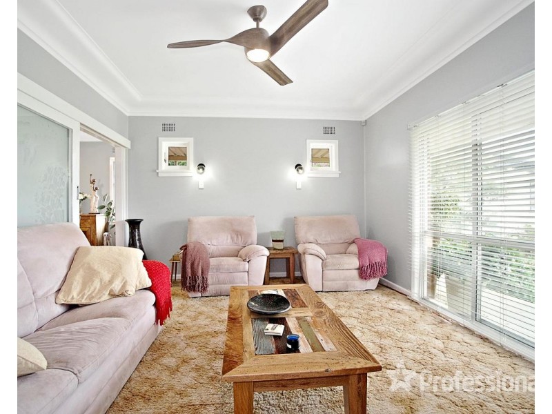 23 Greendale Crescent, Chester Hill NSW 2162