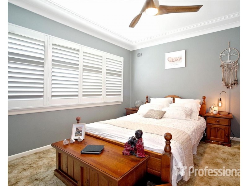 23 Greendale Crescent, Chester Hill NSW 2162
