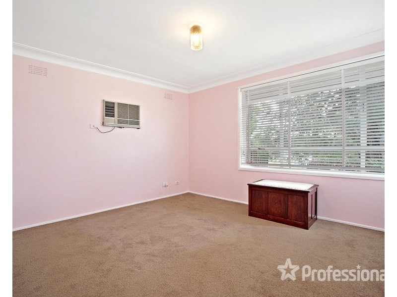 26 Stiller Place, Greenacre NSW 2190
