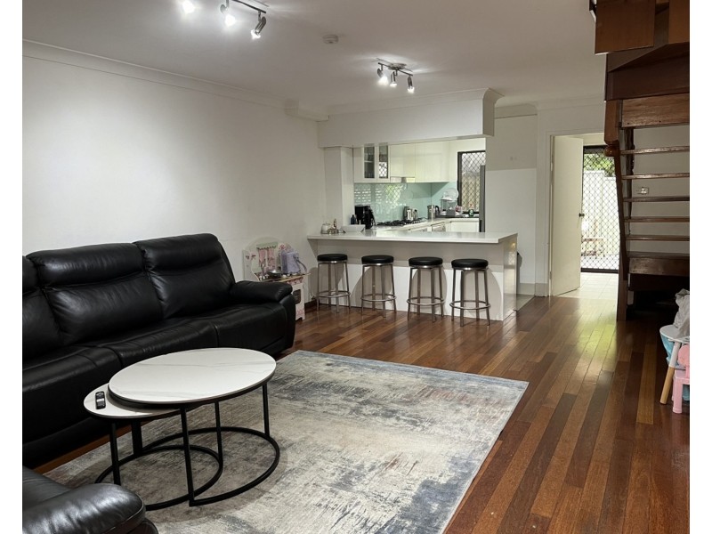 14/124 Gurney Road, Chester Hill NSW 2162