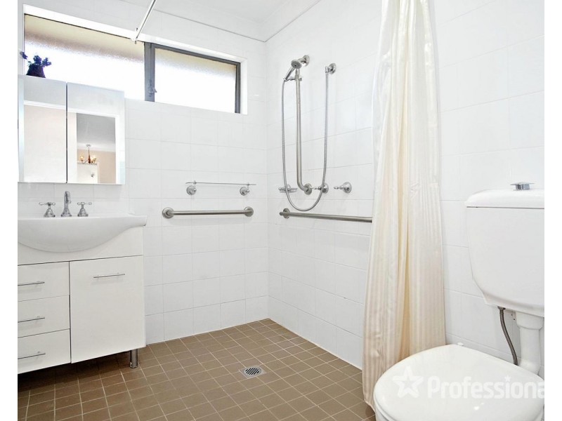 26 Stiller Place, Greenacre NSW 2190