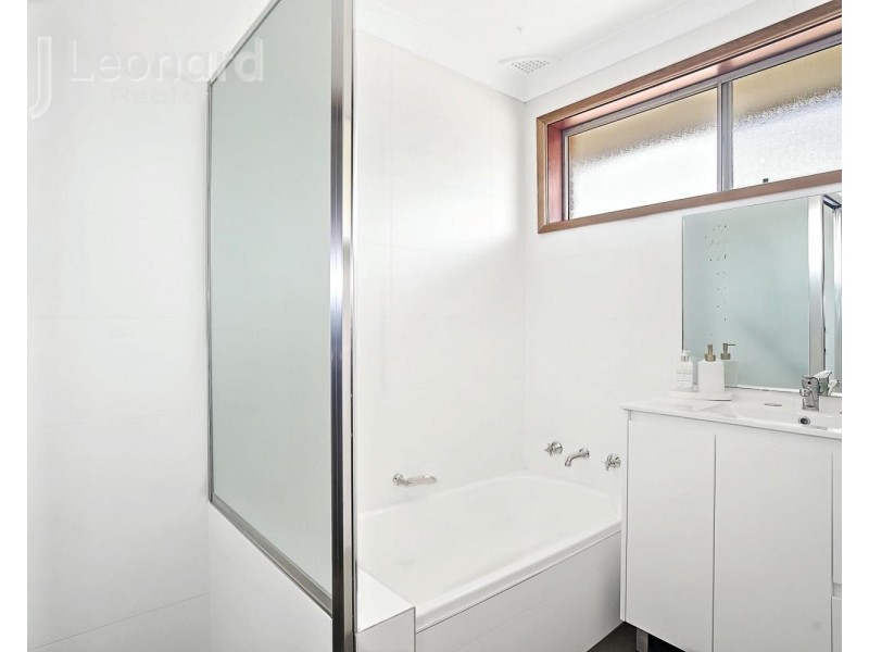 4 Michelle Court, Regents Park NSW 2143