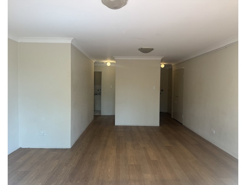 24/181-185 Sandal Crescent, Carramar NSW 2163